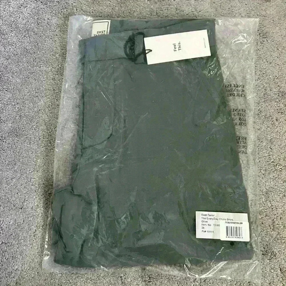 Swet Tailor Men’s The Everyday Chino Short Olive Green - Picture 9 of 10